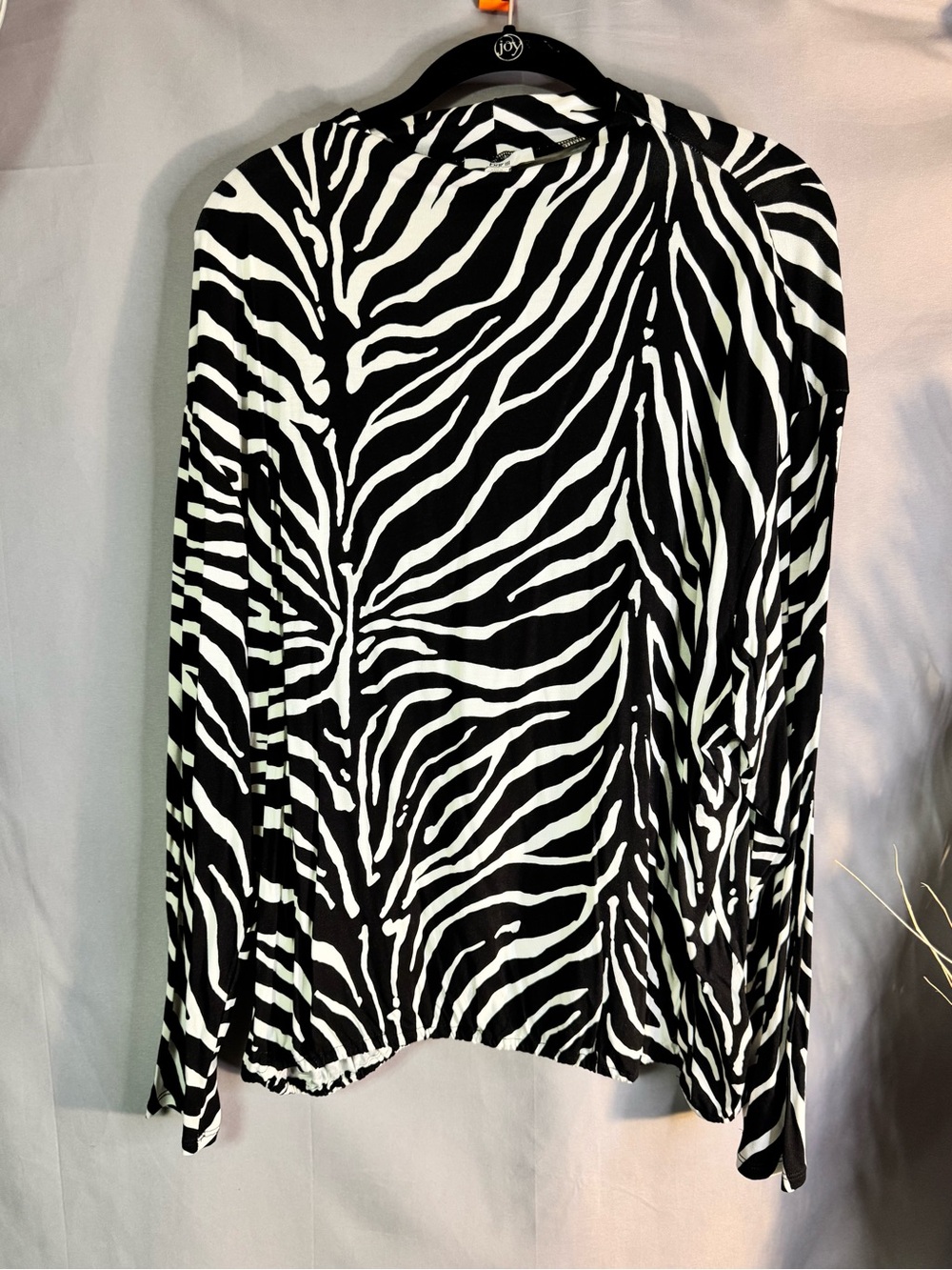 Bar III Black and White Zebra-Print Long Sleeve Top